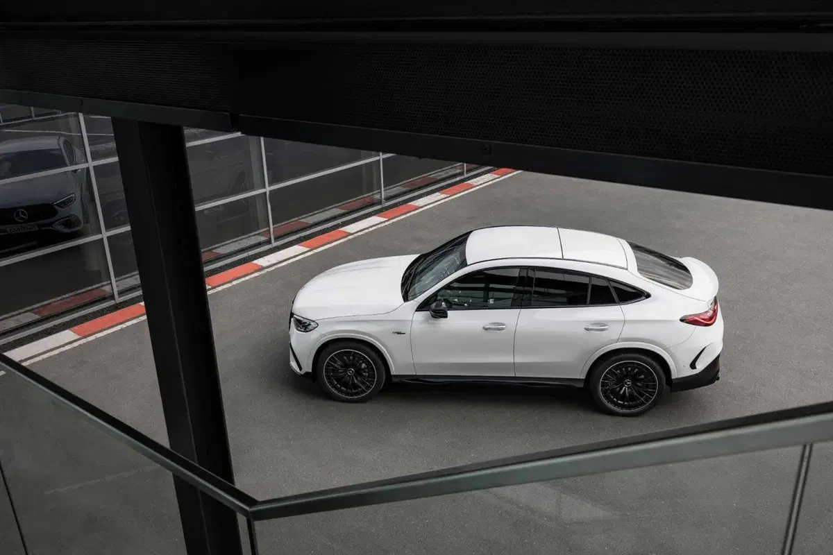 Mercedes-AMG GLC Coupé: 680 Cv e 1.020 Nm, pura potenza tedesca  (16)