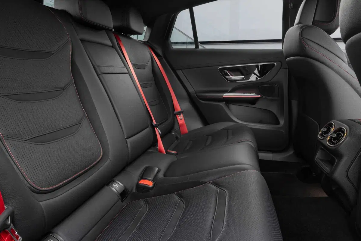 Mercedes-AMG GLC Coupé: 680 Cv e 1.020 Nm, pura potenza tedesca  (21)