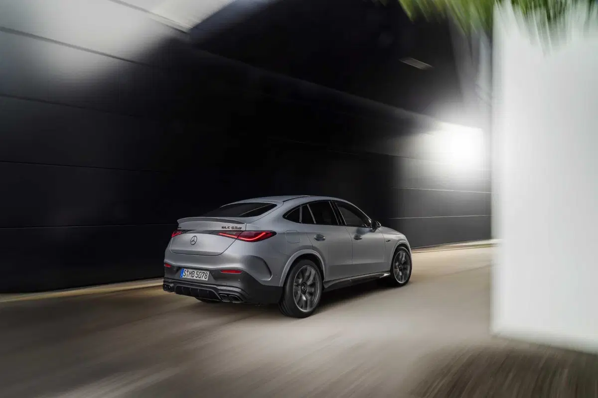 Mercedes-AMG GLC Coupé: 680 Cv e 1.020 Nm, pura potenza tedesca  (27)