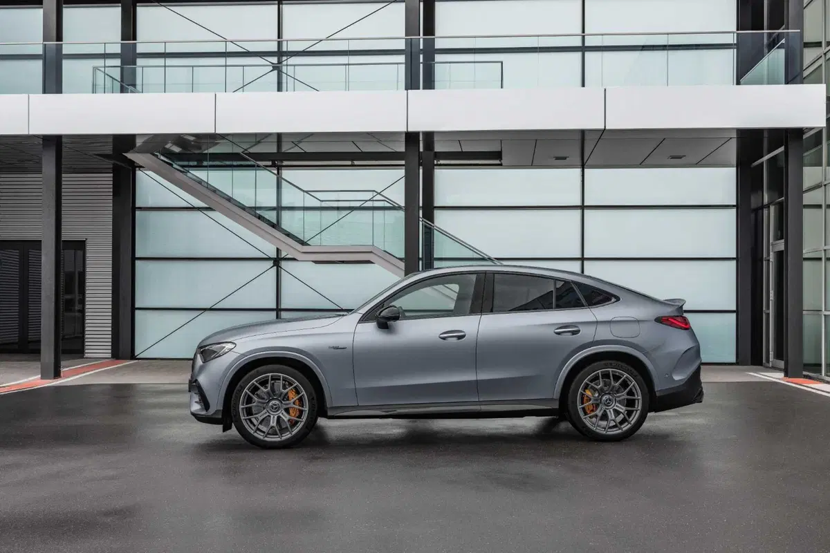 Mercedes-AMG GLC Coupé: 680 Cv e 1.020 Nm, pura potenza tedesca  (34)