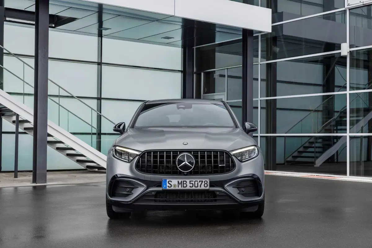 Mercedes-AMG GLC Coupé: 680 Cv e 1.020 Nm, pura potenza tedesca  (36)
