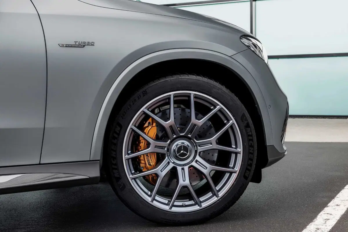 Mercedes-AMG GLC Coupé: 680 Cv e 1.020 Nm, pura potenza tedesca  (40)