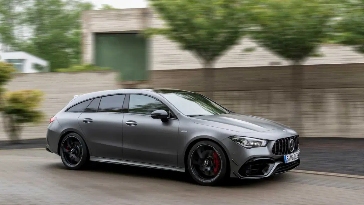 Mercedes-Benz CLA Shooting Brake 45 S AMG 4Matic+ Shooting Brake AMG Line Premium Plus (2)