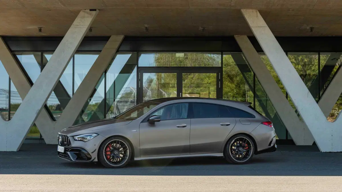 Mercedes-Benz CLA Shooting Brake 45 S AMG 4Matic+ Shooting Brake (3)