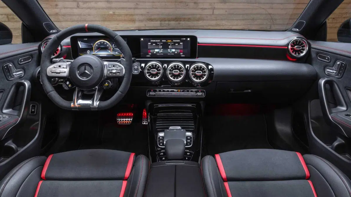 Mercedes-Benz CLA Shooting Brake 45 S AMG 4Matic+ Shooting Brake (7)