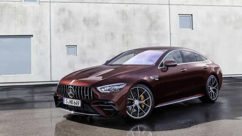 Mercedes-Benz AMG GT Coupé 4 GT 43 mhev (eq-boost) Premium 4matic+ auto