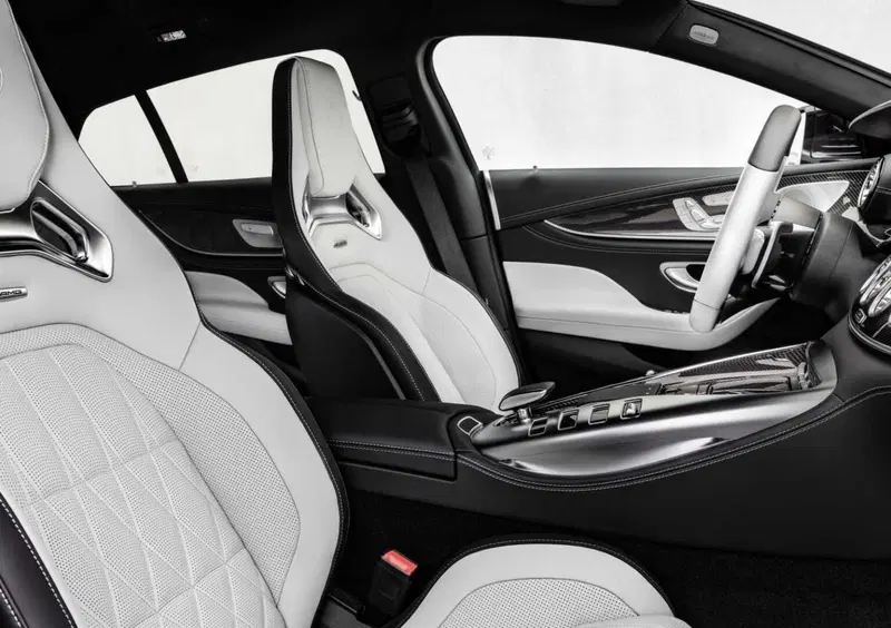Mercedes-Benz AMG GT Coupé 4 (8)