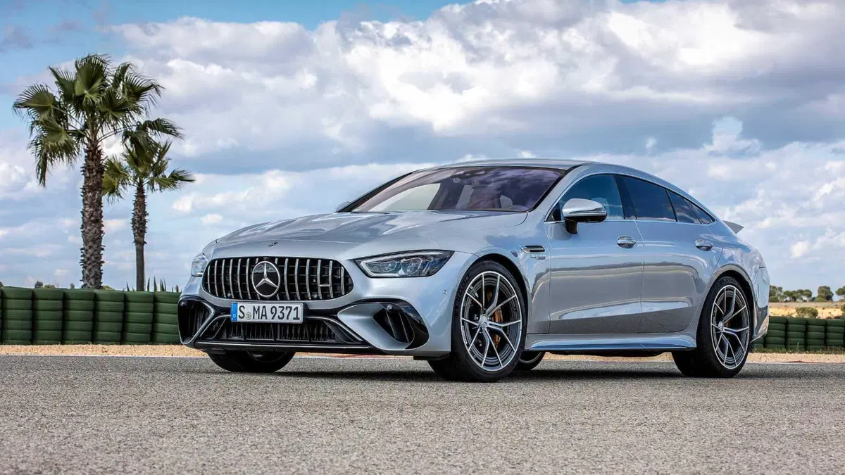 Mercedes-Benz AMG GT Coupé 4 GT 63 S E-Performance 4matic+ auto (3)