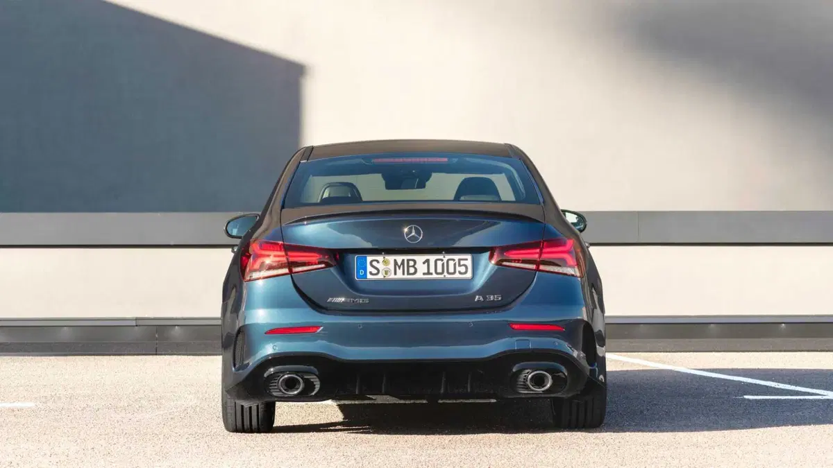 Mercedes-Benz Classe A Sedan 35 4Matic 4p. AMG (4)