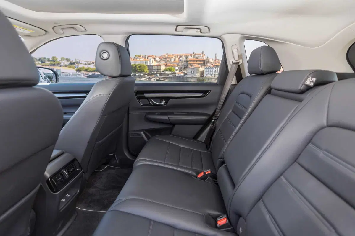 Honda CR-V: la nuova generazione ibrida (7)