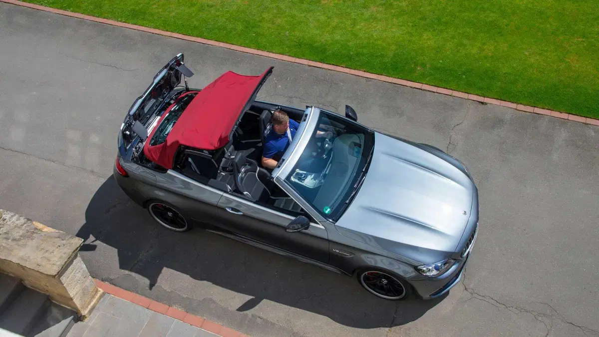 Mercedes-Benz Classe C Cabrio 63 AMG Cabrio S (7)