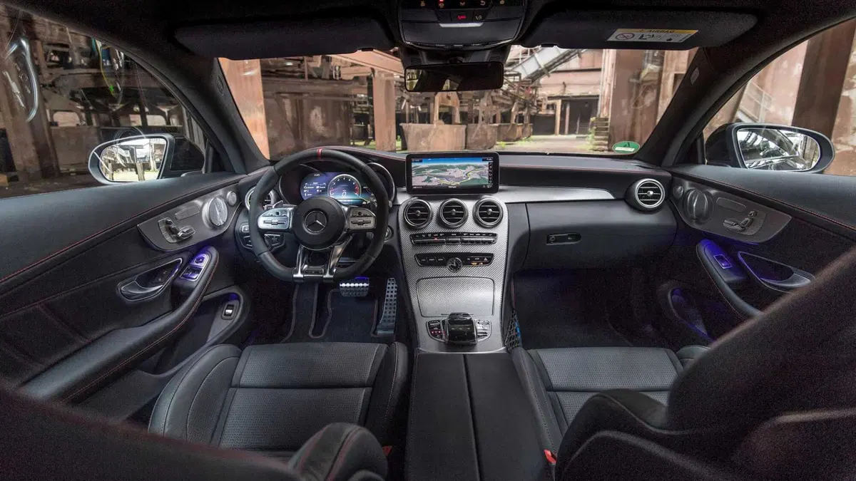 Mercedes-Benz Classe C Coupé 43 4Matic AMG Coupé (8)