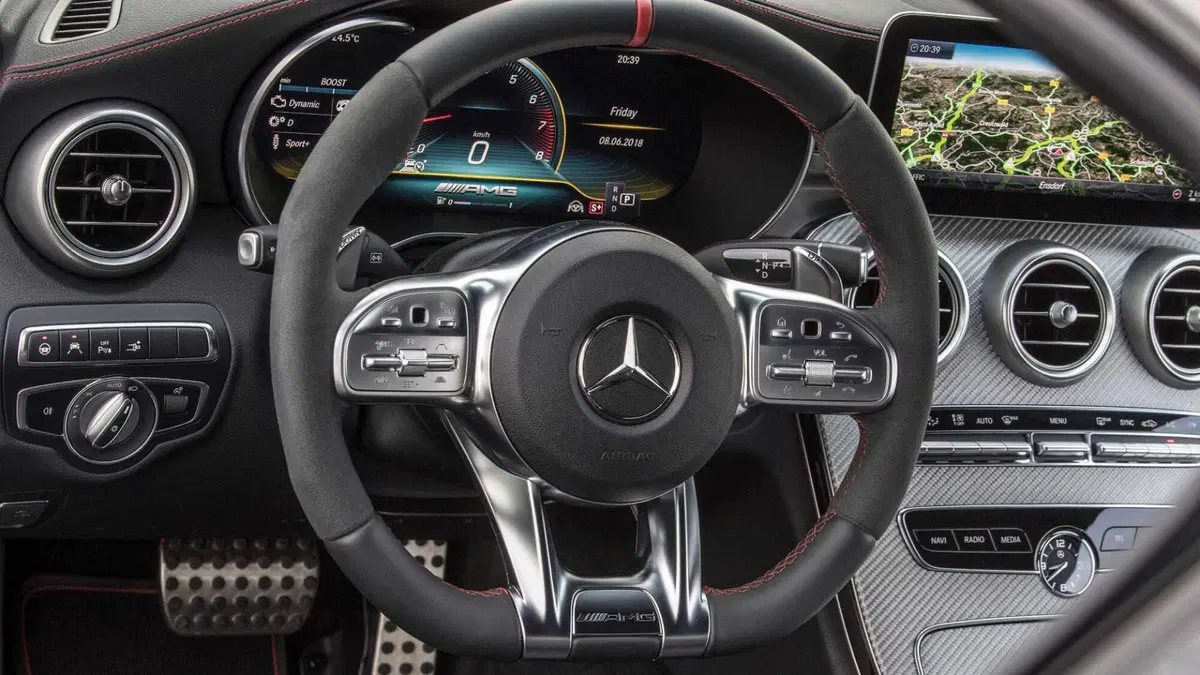 Mercedes-Benz Classe C Coupé 43 4Matic AMG Coupé (11)