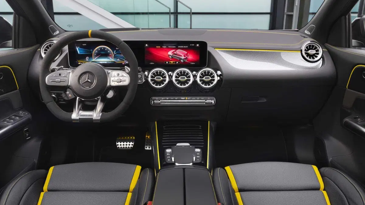 Mercedes-Benz GLA SUV 45 S 4Matic+ AMG (8)
