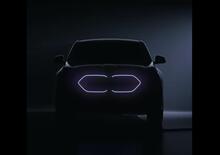 BMW iX2, il teaser è in rete