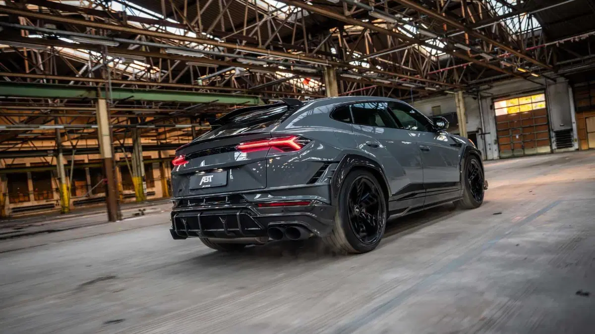 Lamborghini Urus di ABT, toro scatenato (2)