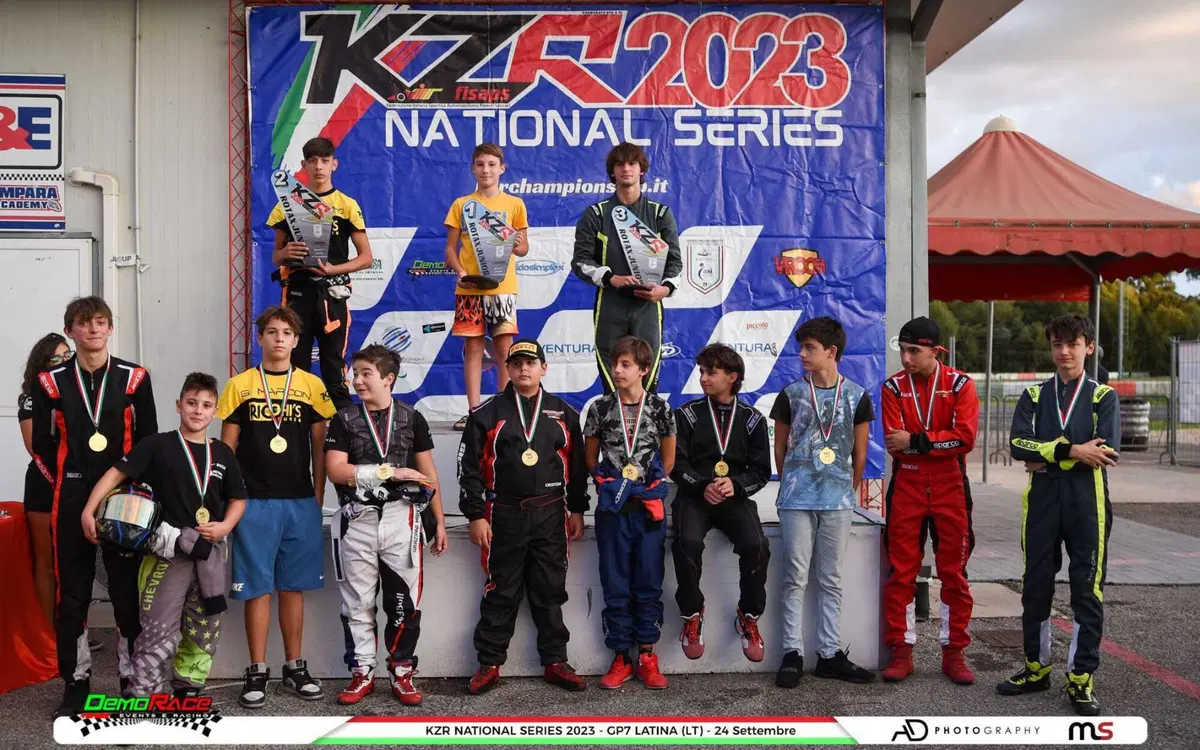 Sole e battaglie mozzafiato per la settima tappa del KZR Championship (2)