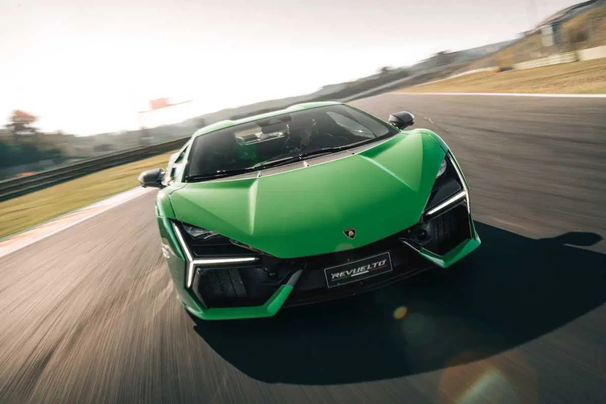 Lamborghini Revuelto: guidata a Vallelunga, è ibridonica (ibirda e fotonica) [VIDEO] (45)