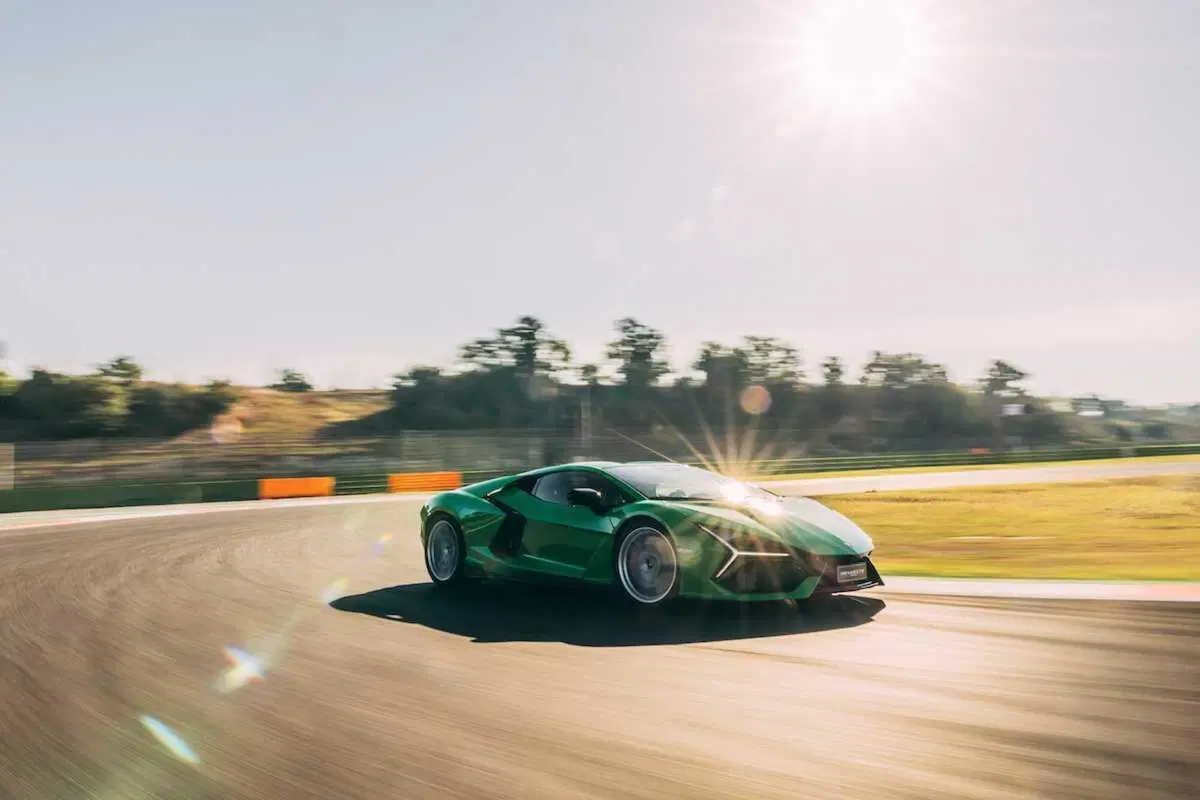 Lamborghini Revuelto: guidata a Vallelunga, è ibridonica (ibirda e fotonica) [VIDEO] (52)