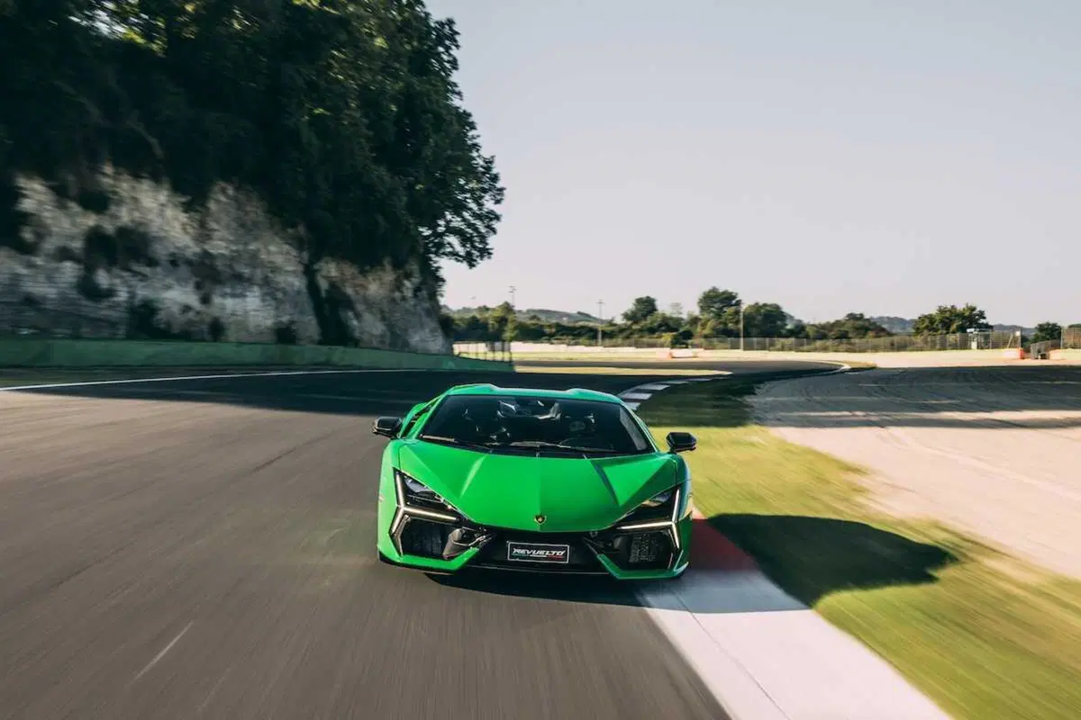 Lamborghini Revuelto: guidata a Vallelunga, è ibridonica (ibirda e fotonica) [VIDEO] (57)