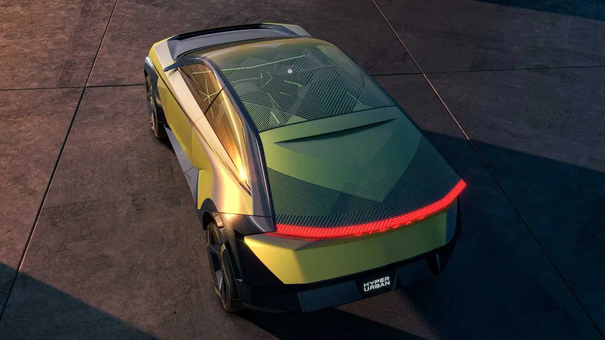 La nuova Nissan elettrica debutterà a Tokio 2023: Hyper Urban crossover (5)