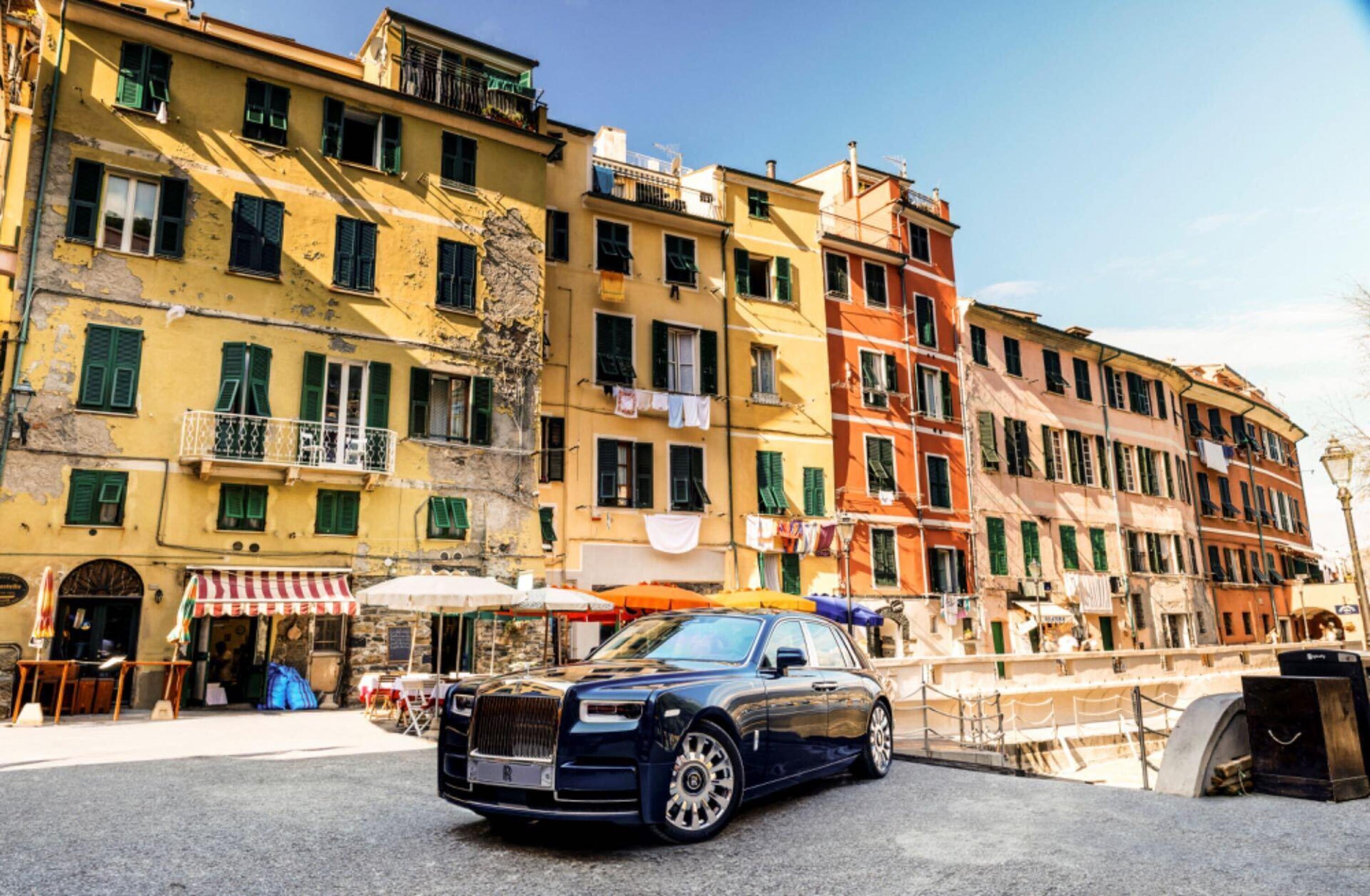 La Rolls Royce dedicata alla Cinque Terre: esemplare unico con galleria 