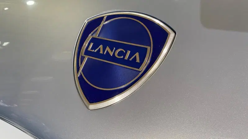 Lancia torna in Europa con la nuova Ypsilon: 70 concessionarie hanno detto si