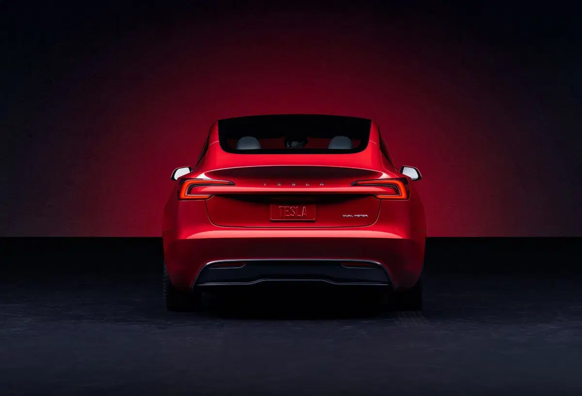 Nuova Tesla Model 3 2024 “Highland”: motorizzazioni, allestimenti e optional. Guida all’acquisto (4)