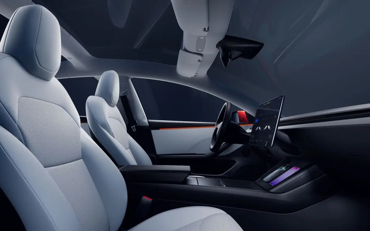 Nuova Tesla Model 3 2024 “Highland”: motorizzazioni, allestimenti e optional. Guida all’acquisto (11)
