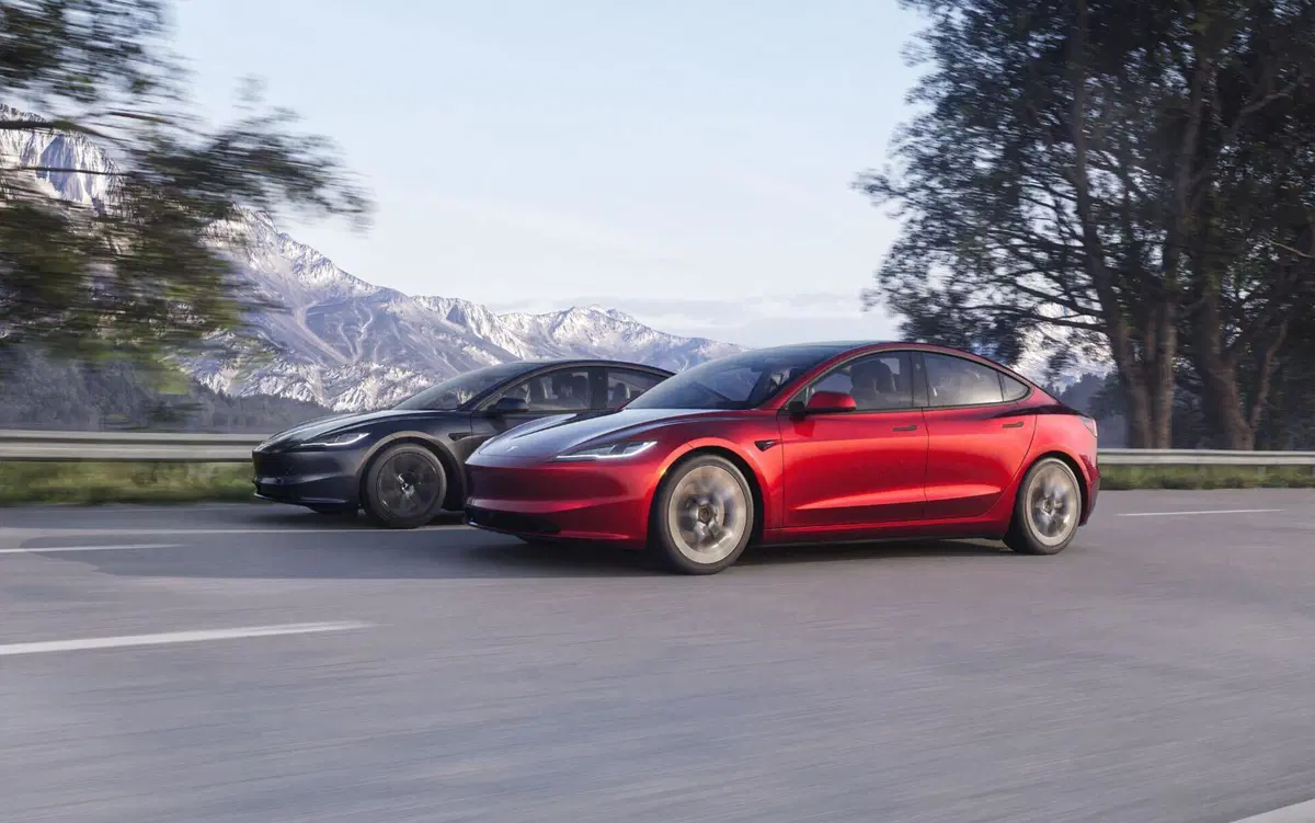 Nuova Tesla Model 3 “Highland”: motorizzazioni, allestimenti e optional. Guida all’acquisto (20)