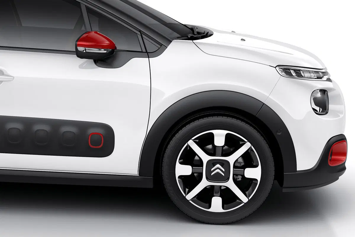 Nuova Citroen C3: a scuola da C4 Cactus (3)