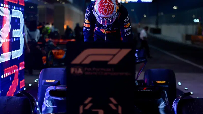 Formula 1. Sprint GP Qatar, il campione del mondo Max Verstappen: "Incredibile, voglio godermi il momento""