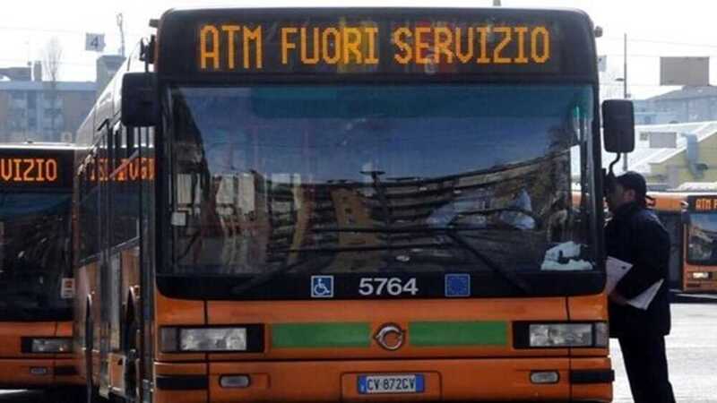 Sciopero dei trasporti, luned&igrave; problemi in tutta Italia negli orari critici