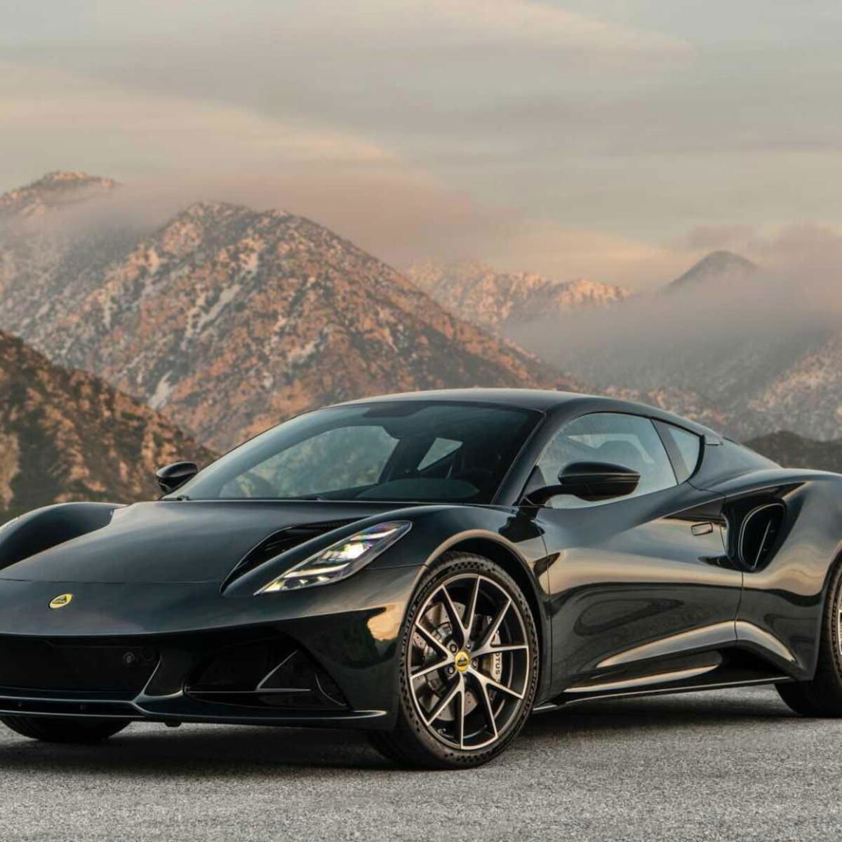 Lotus Emira (2022--&gt;&gt;)