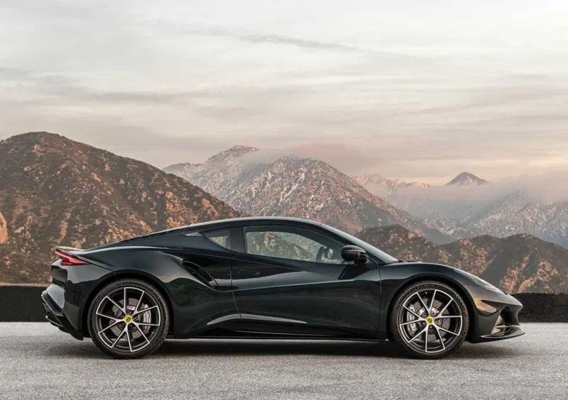 Lotus Emira (2022-->>) (3)