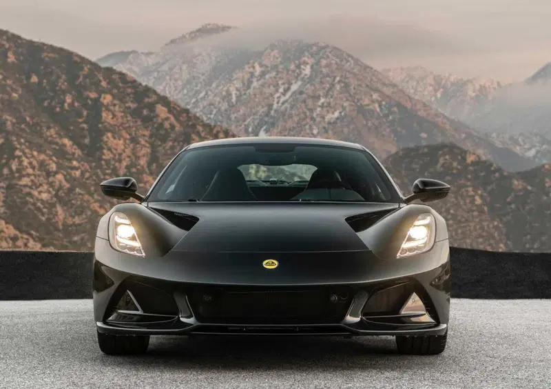 Lotus Emira (2022-->>) (4)