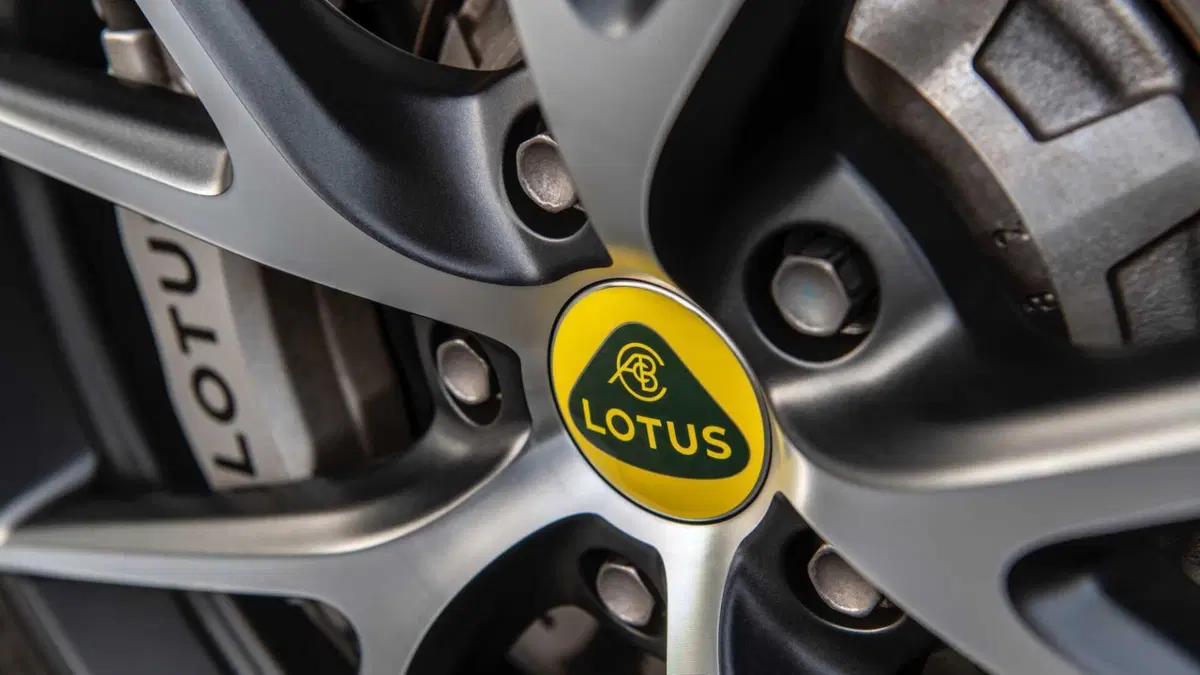 Lotus Emira I4 Turbocharged DCT First Edition (16)