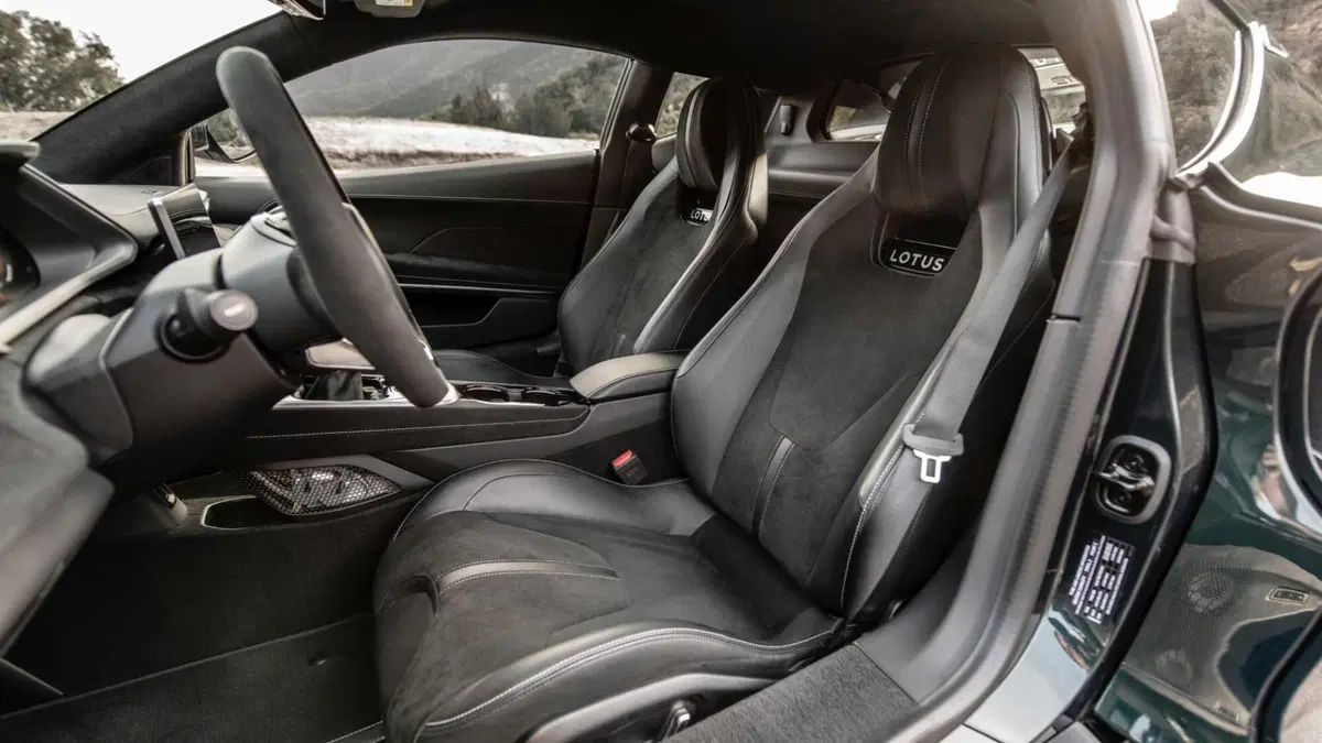 Lotus Emira I4 Turbocharged DCT First Edition (9)