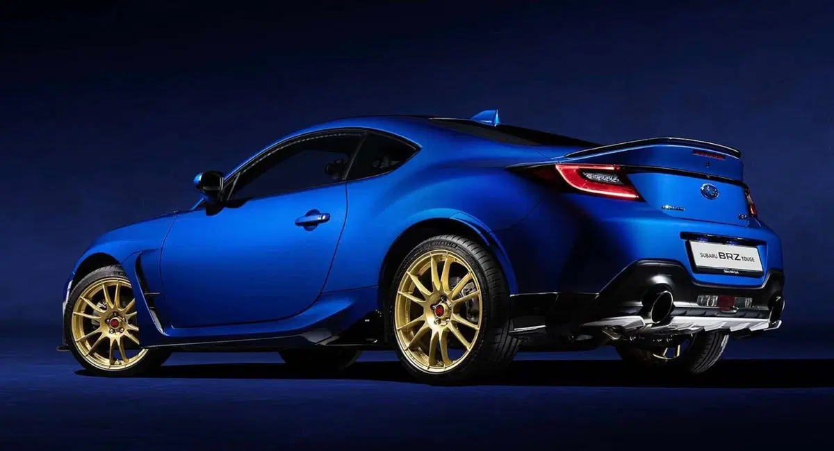 Subaru BRZ Touge: puro piacere di guida e colori mitici   (5)
