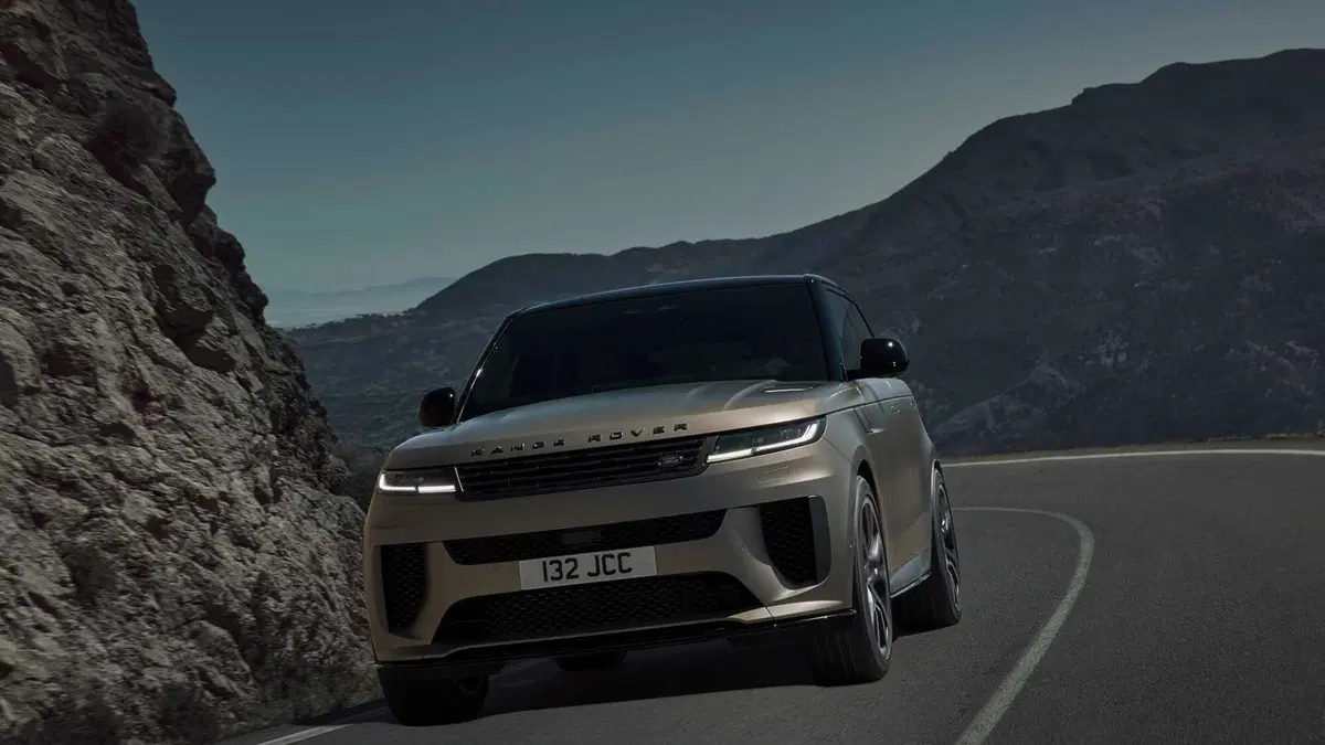Land Rover Range Rover Sport 4.4 V8 635 CV SV Edition One (2)