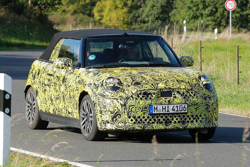 MINI Cooper: arriva il facelift per la variante termica [Foto Spia]