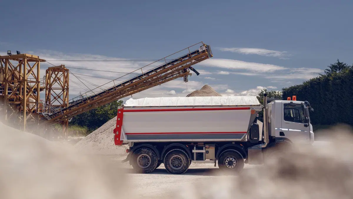 Come nasce un sistema di copertura avanzato per camion? I segreti di una eccellenza italiana [Video] (11)
