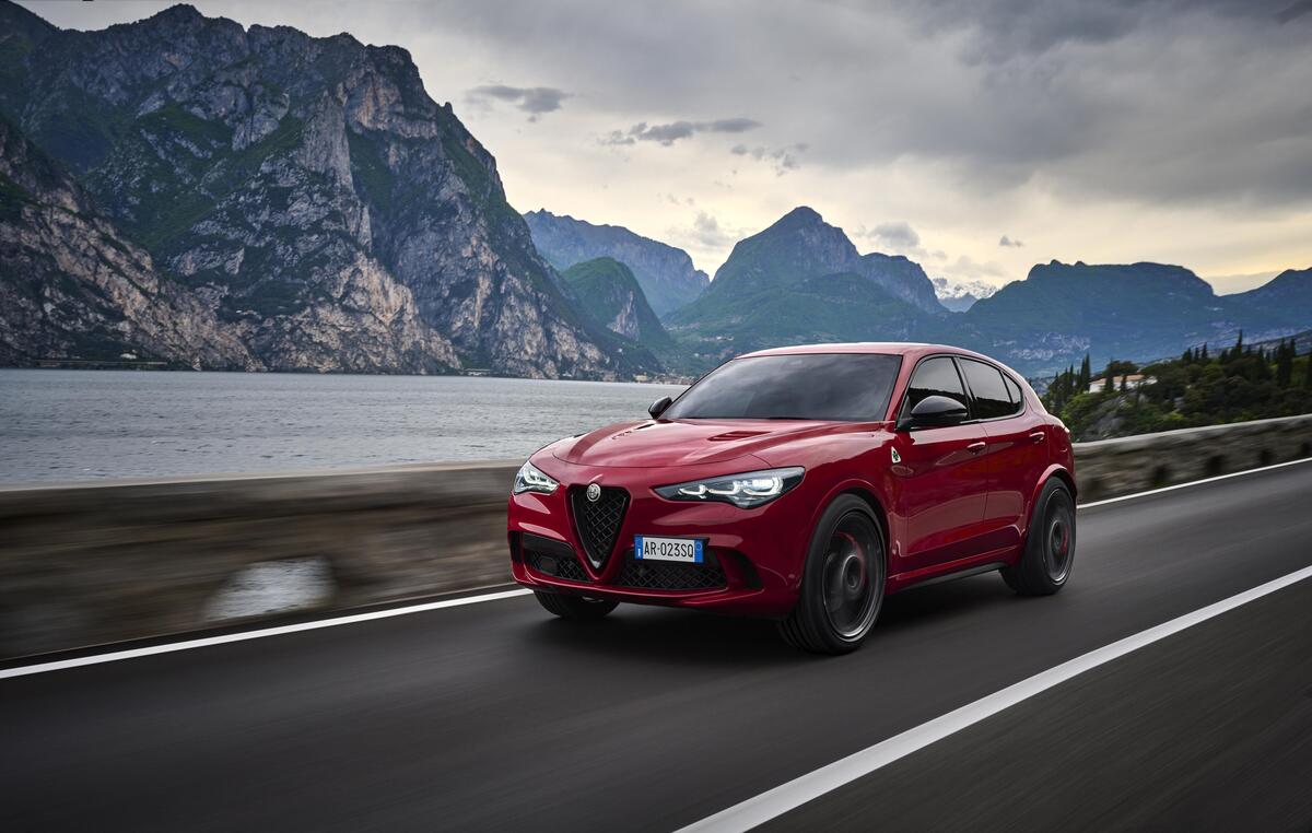 Alfa Romeo Giulia e Stelvio Quadrifoglio, la prova a Balocco