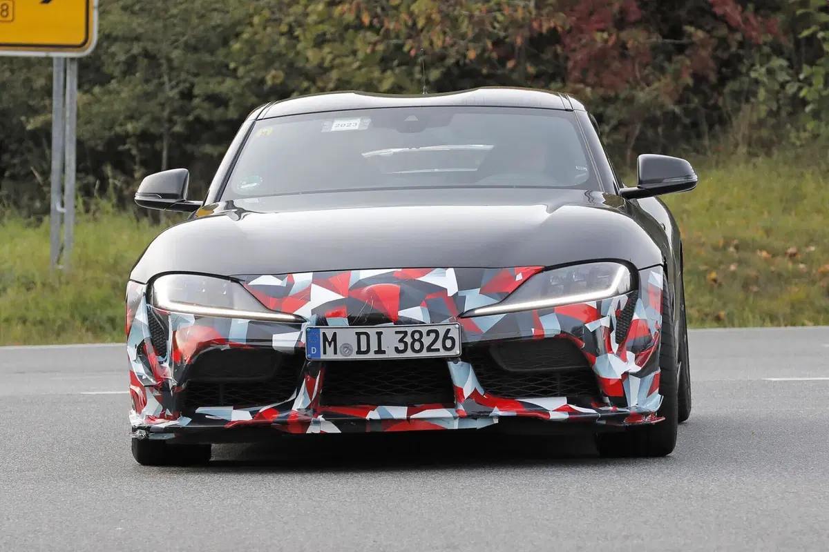 Toyota Supra GRMN: ora è ancor più furiosa! [Foto Spia] (9)