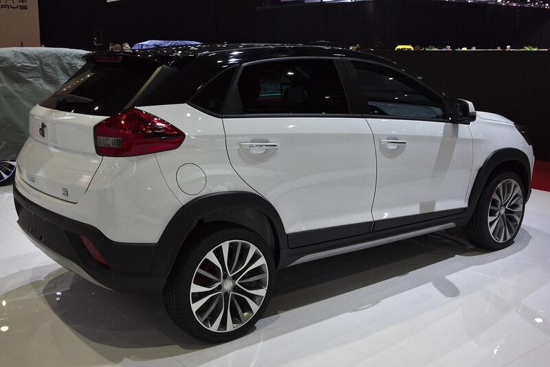 La DR 3 &egrave; derivata dalla Chery Tiggo 3x (Salone di Ginevra 2019)