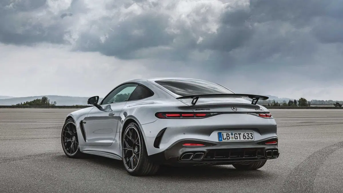 Mercedes-Benz Classe GT Coupé 63 4Matic+ AMG Premium Plus (6)