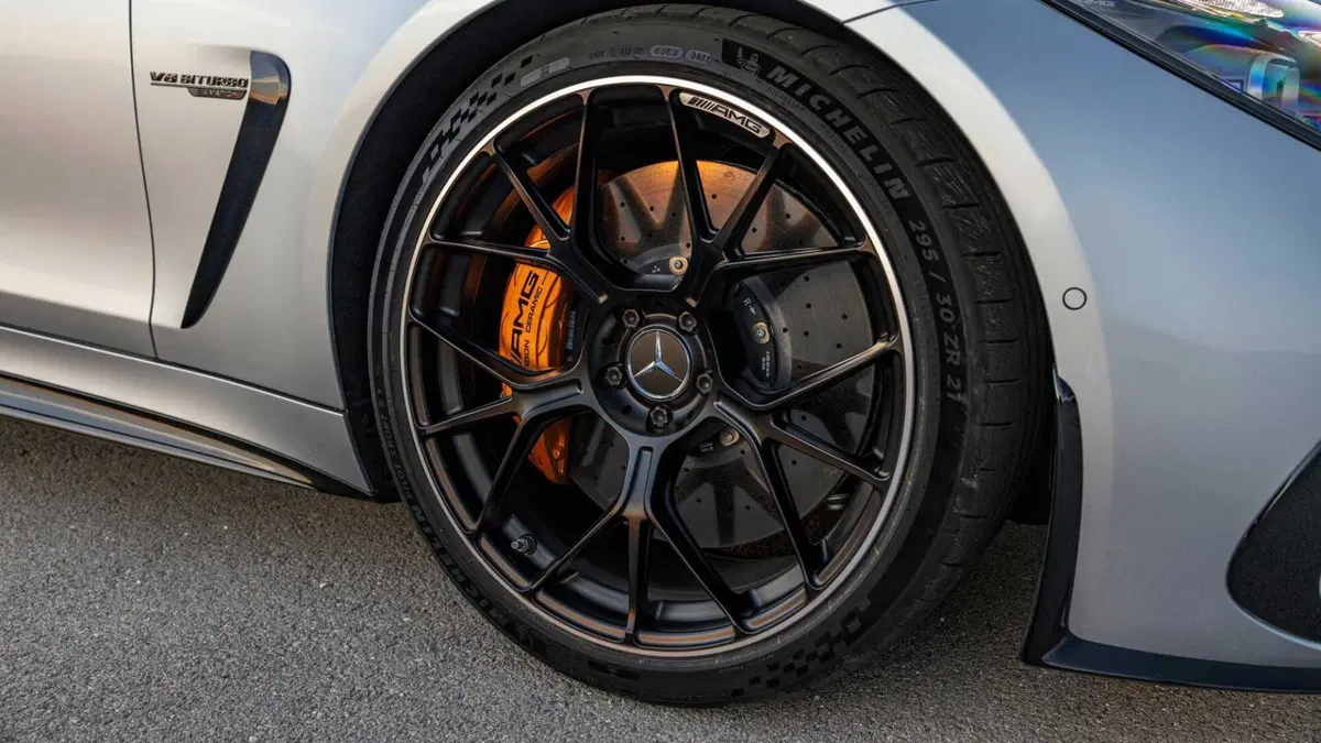 Mercedes-Benz Classe GT Coupé 63 4Matic+ AMG Premium Plus (18)