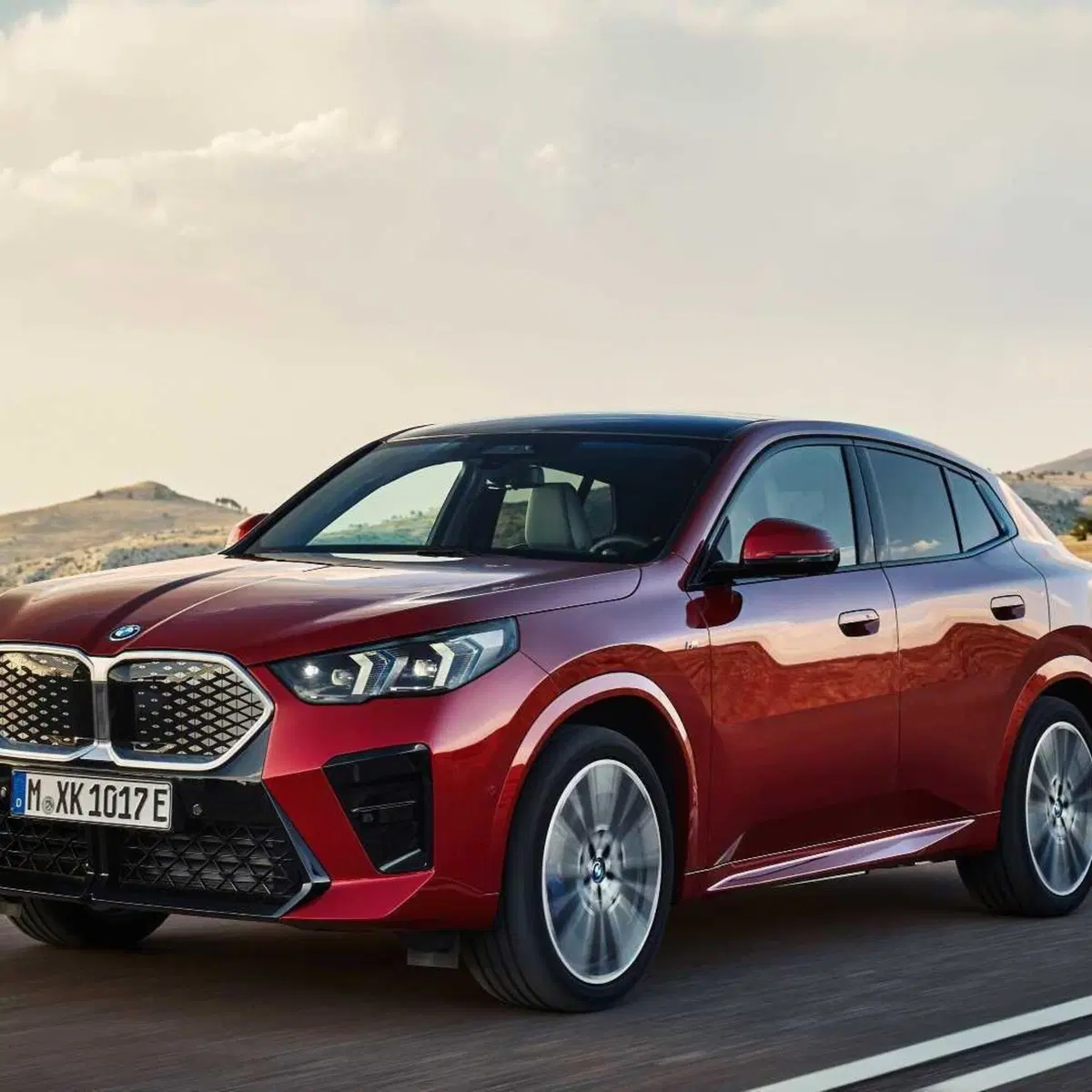 BMW iX2 (2023-->>)