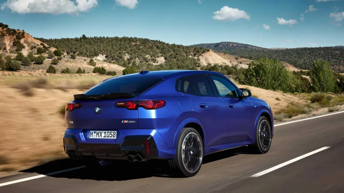 BMW X2 (2023-->>) (4)