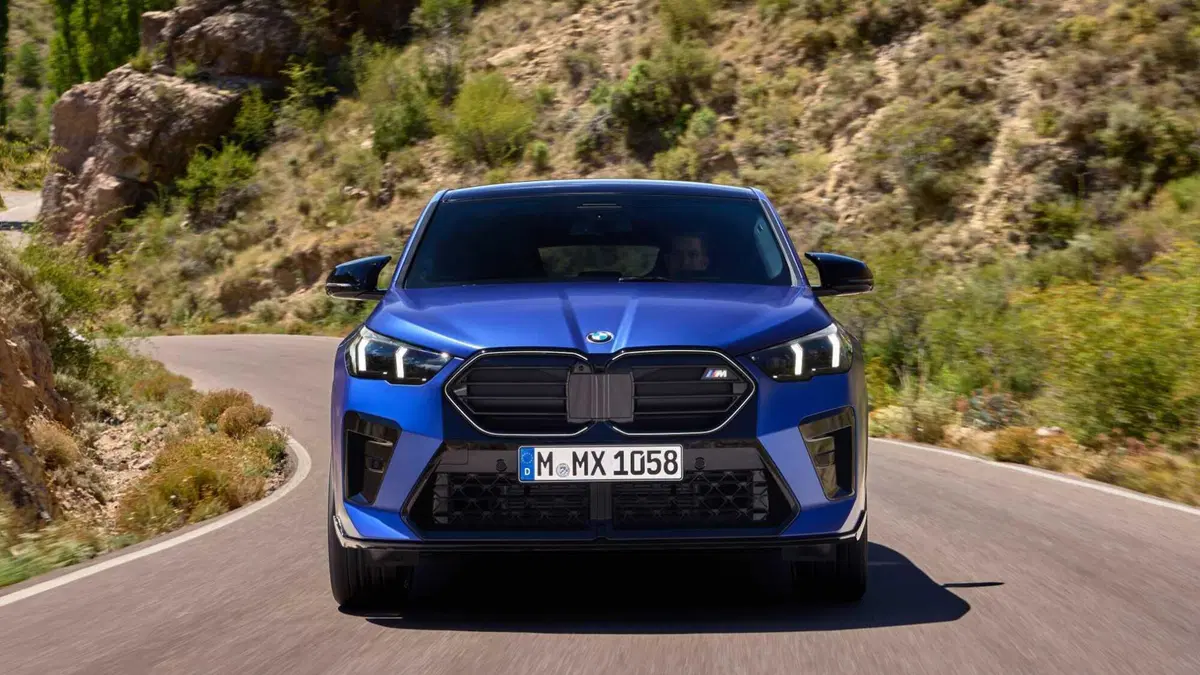BMW X2 (2023-->>) (5)